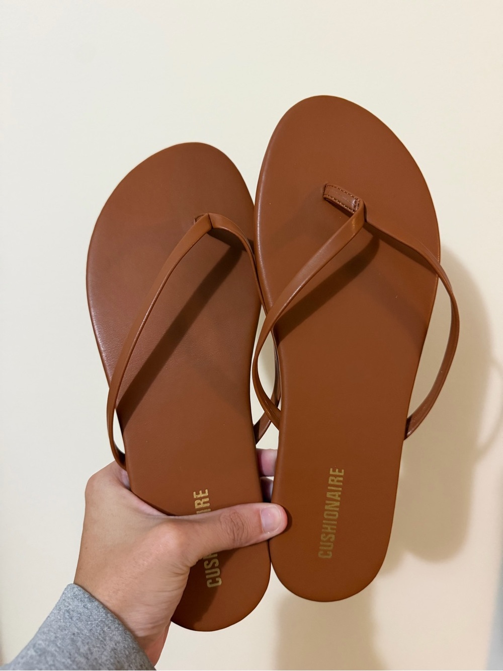 Cushionaire Women's Tan Slim-Strap Flip Flop Sandals